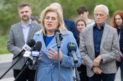 zdjęcie z konferencji prasowej na osiedlu imienia Franciszka Kotuli,fot. Grzegorz Bukała, Urząd Miasta Rzeszowa